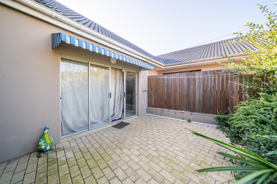 3 Bedroom Property for Sale in Bonza Bay Eastern Cape
